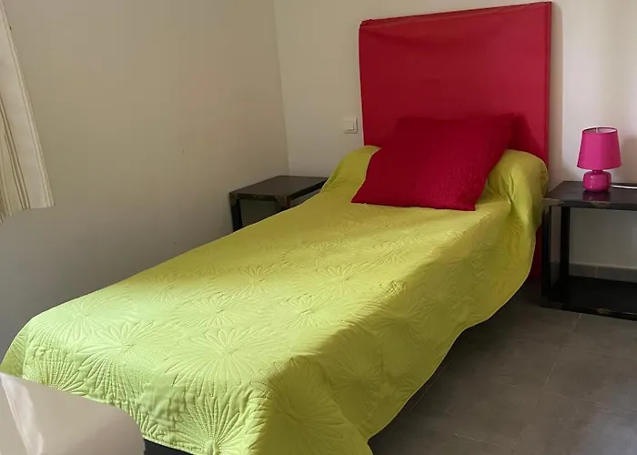 Maison T4 Saint Cyprien Hébergement de vacances Lecci